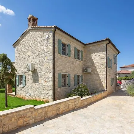 Rustic Ruta With A Pool In Istria Villa *