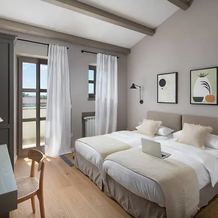 Villa Rustic Ruta With A Pool In Istria